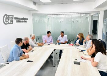 El intendente Matías Chale se reunió con autoridades del Centro Económico y de la Subsecretaría de la Región Centro