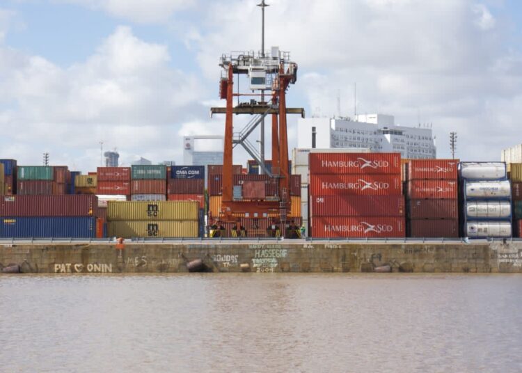 El gobierno argentino realizó cambios en el sistema de importaciones
