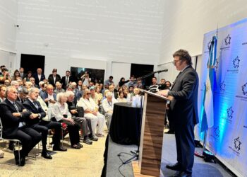 Milei participó del acto en conmemoración del Día Internacional en Memoria de las Víctimas del Holocausto