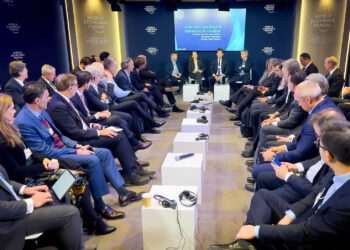 Davos: Balance positivo del Gobierno con empresas en el Foro