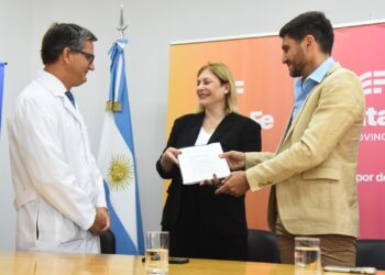 Pullaro puso en funciones al nuevo director del hospital “Alejandro Gutiérrez” de Venado Tuerto