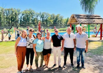 Cañada de Gómez: Autoridades provinciales visitaron las escuelas de verano