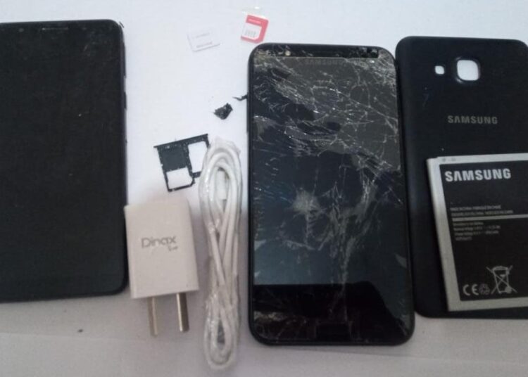 “Caído del cielo”: interceptaron un dron con el que intentaron ingresar celulares a una cárcel