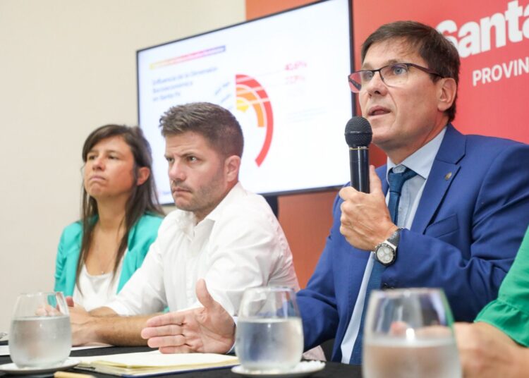 El Gobierno provincial convocó a un Acuerdo Santafesino por la Alfabetización