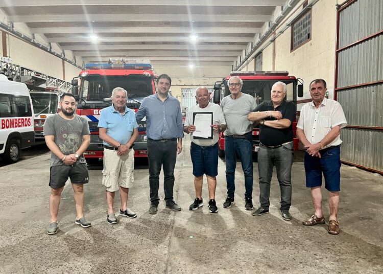 La municipalidad de Cañada de Gómez concretó aportes a bomberos