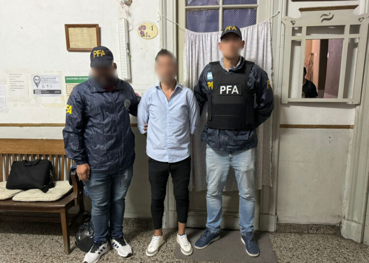 “La caza del papel”: PFA desarticuló una banda dedicada a la falsificación de billetes