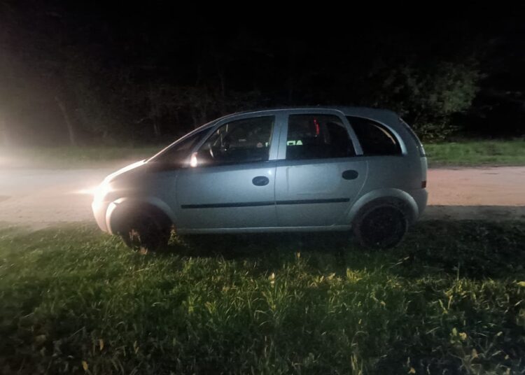 Oliveros: Hallaron estacionado en la vía pública un automóvil que había sido robado en Capitán Bermúdez