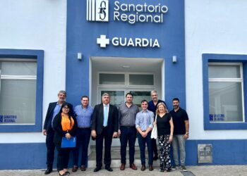 Chale recibió al director del IAPOS para recorrer efectores de salud y reunirse con sus autoridades
