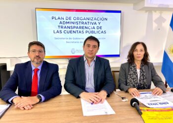 Chale presentó un informe por el uso que se hacía de los dineros públicos para gastos por parte de los funcionarios de la gestión anterior