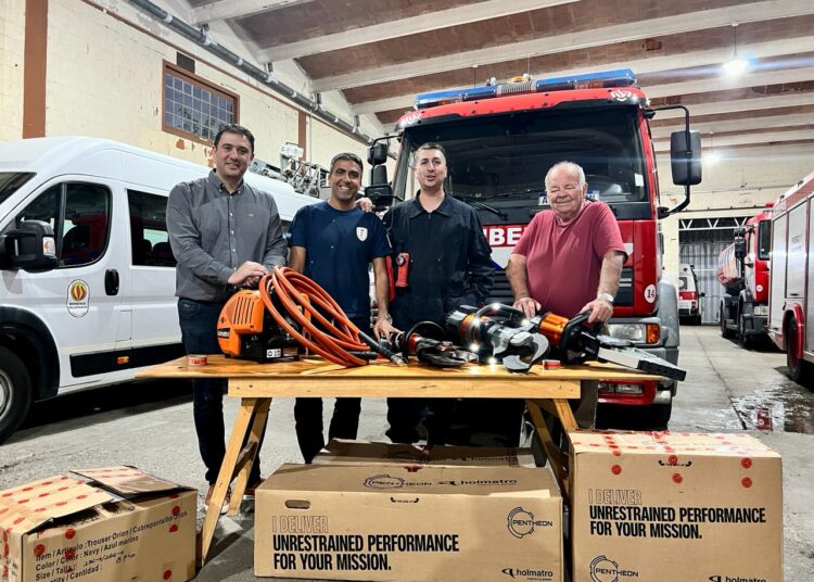 Bomberos Voluntarios de Cañada de Gómez presentó nuevo equipamiento