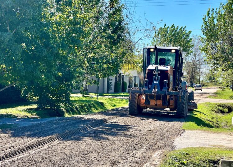 La municipalidad de Cañada de Gómez intensifica los trabajos de mejorado de calles