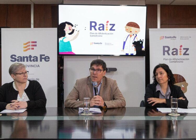 Goity: “Queremos que todos los alumnos estén perfectamente alfabetizados cuando terminen 3° grado”