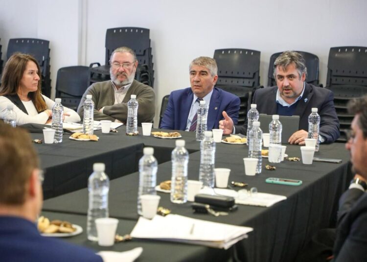 Juicio por jurados en Santa Fe: cómo se elegirá a los miembros y qué delitos llegarán a esa instancia