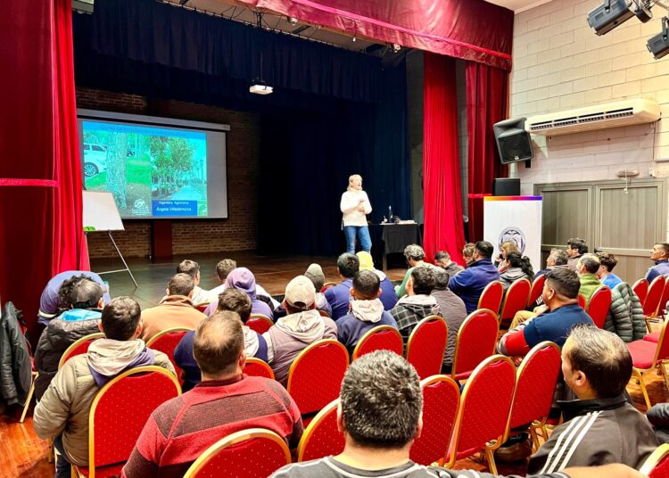 La Municipalidad de Cañada de Gómez dictó un curso de arbolado