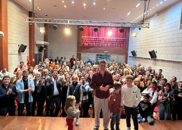 Pablo Esci presentó su libro “Cabeza dominante, voluntad determinante” en Casa del Bicentenario