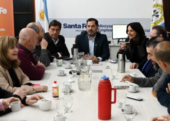 Provincia logró un acuerdo salarial con profesionales de la salud