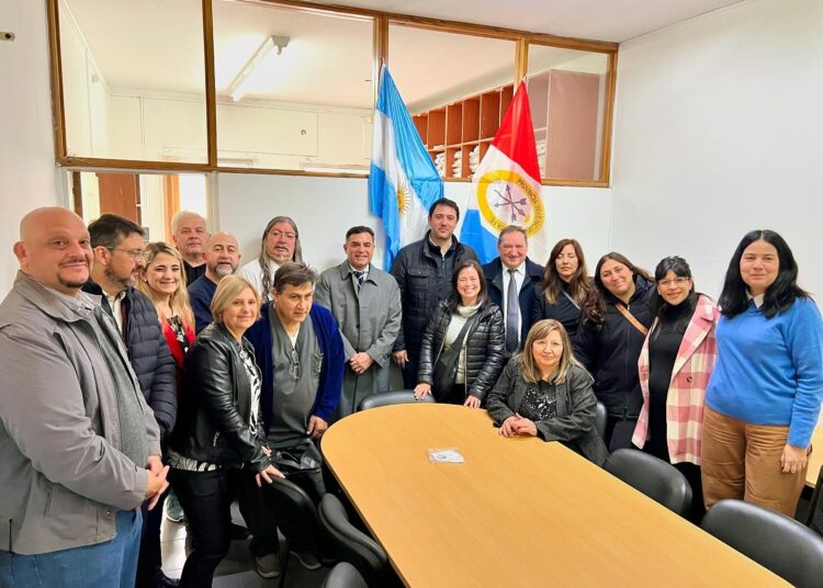 Chale participó de la habilitación de las nuevas oficinas del ministerio de trabajo