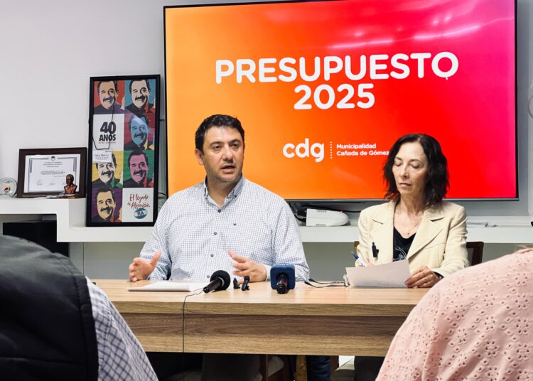 Chale presentó el Presupuesto 2025