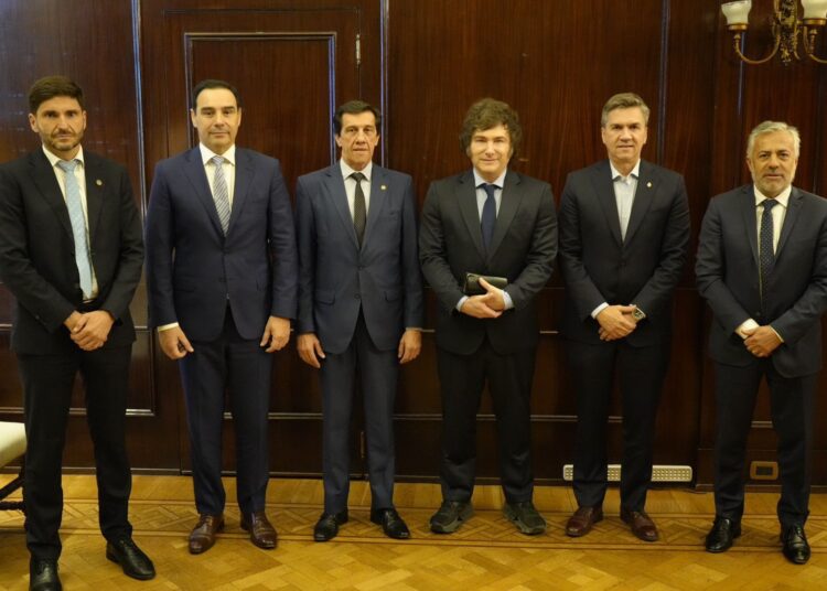 Pullaro valoró la reunión con Milei y puso eje en infraestructura productiva y la deuda de Nación con Santa Fe como temas centrales