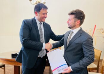 El intendente Matías Chale recibió al cónsul de Italia, Marco Bocchi