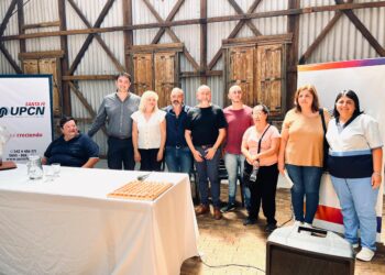 El intendente Matías Chale participó del sorteo de viviendas de UPCN