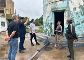 Nueva bomba sumergible mejorará el servicio de agua en el barrio Fonavi