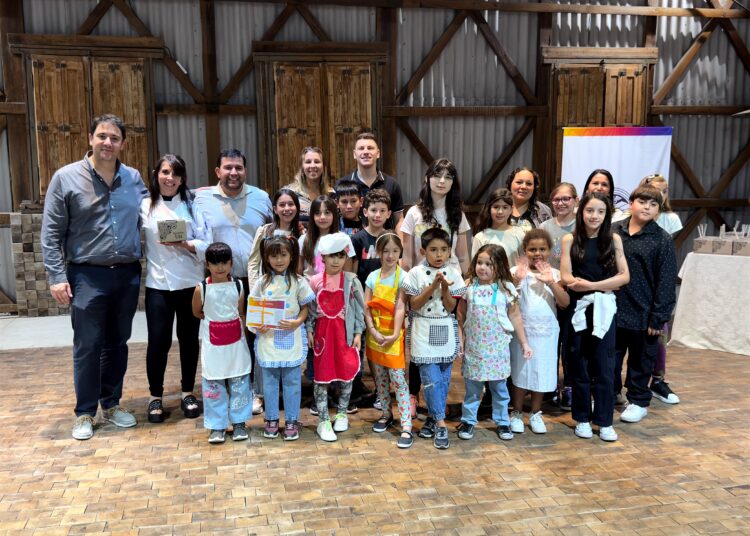 El intendente matías chale cerró el ciclo 2024 de los espacios culturales municipales con entrega de certificados