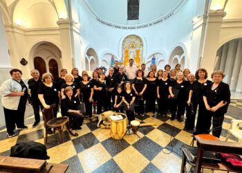 El Coro Municipal brindó su tradicional concierto de fin de año en la Parroquia San Pedro