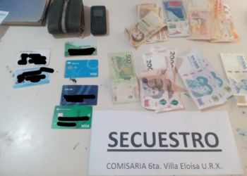 Villa Eloísa:  Un hombre fue aprehendido tras robar una billetera de un vehículo estacionado