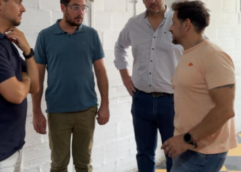 Chale recibió a autoridades provinciales para recorrer las instalaciones y entregar donaciones a la Asociación Nazareth