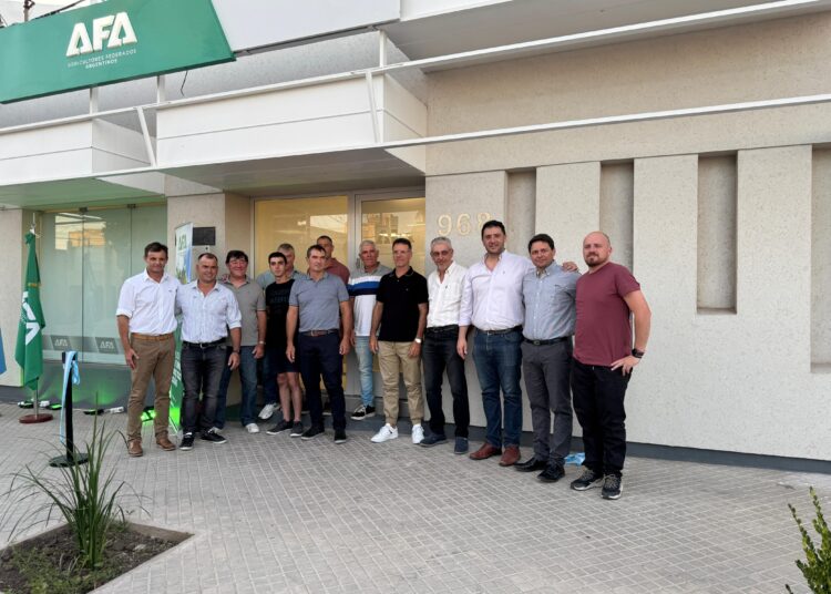 Chale participó de la inauguración de las nuevas oficinas de AFA