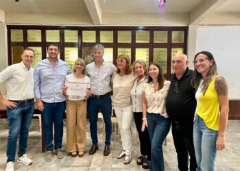 Matías Chale participó de la entrega de aporte provincial al colegio Nacional