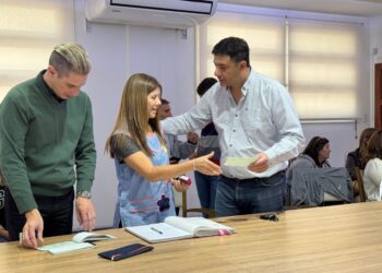 La Municipalidad de Cañada de Gómez realizó entrega de aportes del FAE por 58 millones de pesos