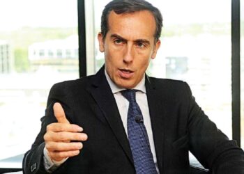 Silencio informativo y amenazas: El caso Alconada Mon y la preocupante falta Por Juan A. Frey