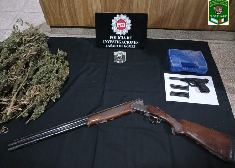 “Los Pumas” de Cañada de Gómez realizó allanamientos en Carcarañá por robo donde secuestraron armas de fuego y marihuana
