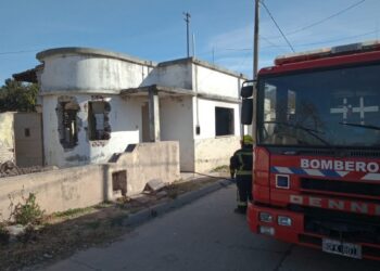 Incendio en vivienda abandonada de Cañada de Gómez