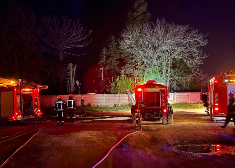 Cañada de Gómez: Incendio en una vivienda ubicada en el terreno trasero de la Estación de servicio Tunkelén