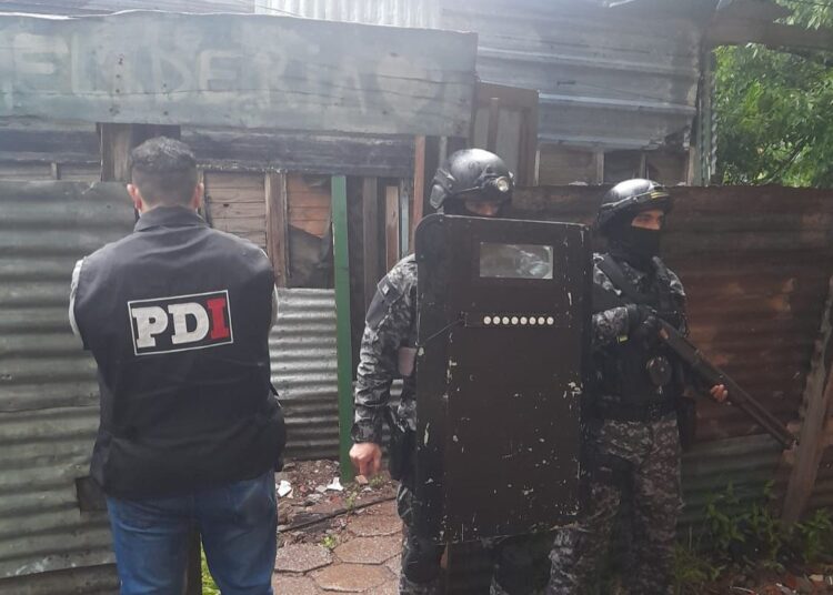 IMPACTANTE VIDEO: Nuevos allanamientos con secuestro de material clave para la investigación por el ataque al HECA