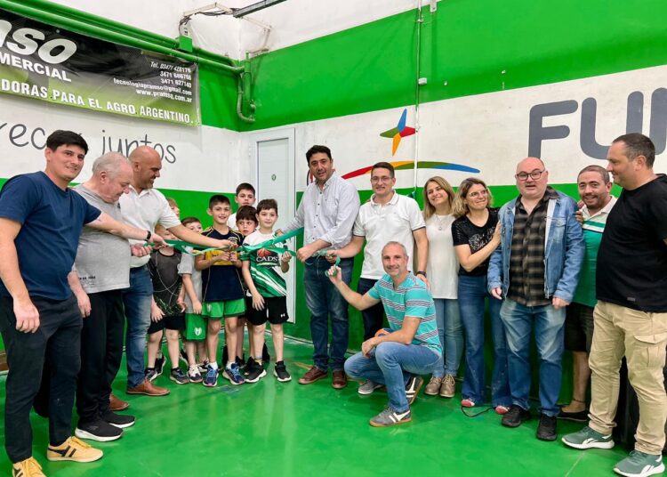 Inauguración de los nuevos vestuarios en el Club Sarmiento de Cañada de Gómez