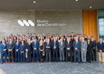 La Fiscal General tomó juramento a fiscales y a funcionarios y funcionarias del MPA a la Constitución Provincial