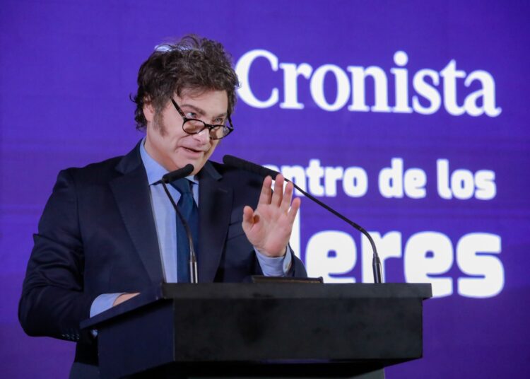 “Van a cerrar muchos, ¿y?” – Por José Mayero