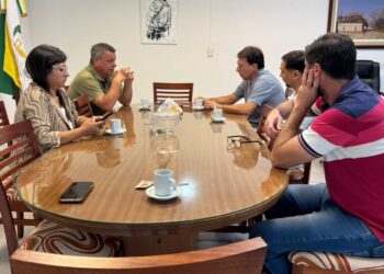 El diputado Fabián Cejas recorrió instituciones de Bustinza