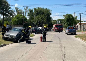 Cañada de Gómez: Choque de dos automóviles con lesionados