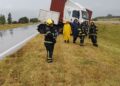 Accidente en la autopista: Un camión con semirremolque perdió el control a la altura del kilómetro 368