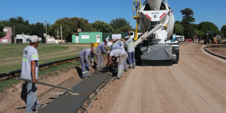 Cañada de Gómez: Provincia avanza con la transformación de un arroyo en un lugar recreativo para todas las familias