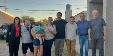 La municipalidad de Cañada de Gómez completó la entrega de las 24 Viviendas