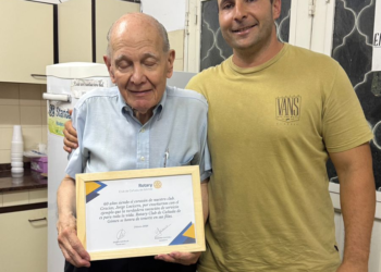 Rotary Club de Cañada de Gómez celebró y entregó Reconocimiento a una vida de servicio