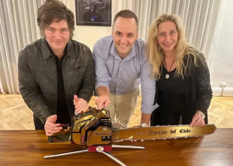 ADORNI.FIN – Por José Mayero