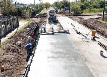 La municipalidad de Cañada de Gómez avanza con una obra de pavimentación de calle Oroño