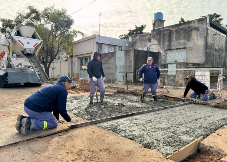 El municipio cañadense avanza con obras de pavimento y trabajos de conservación vial en distintos sectores de la ciudad